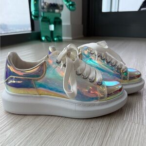 Alexander McQueen Sneakers - Hologram